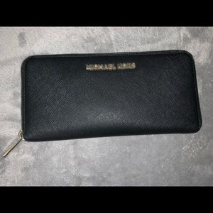 Used Michael Kors Wallet
